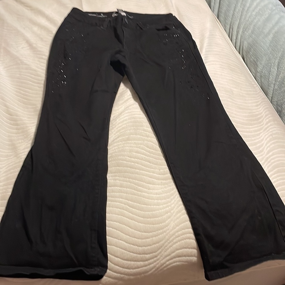Lane Bryant Bootcoot black sequins genuine fit jeans. Size 16